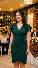 V Yaka Fırfırlı Kol Krep Abiye Elbise – Yeşil