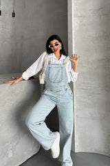Buz Mavi Yandan Düğmeli Kot Salopet Kadın – Denim Tulum Regular Kesim