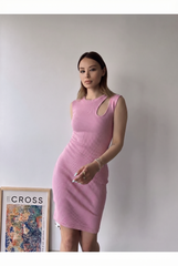 Pembe bele yapışan kaşkorse midi elbise – tam boy görünüm